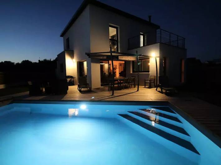 Villa für 8 Personen, mit Garten und Pool - 1
