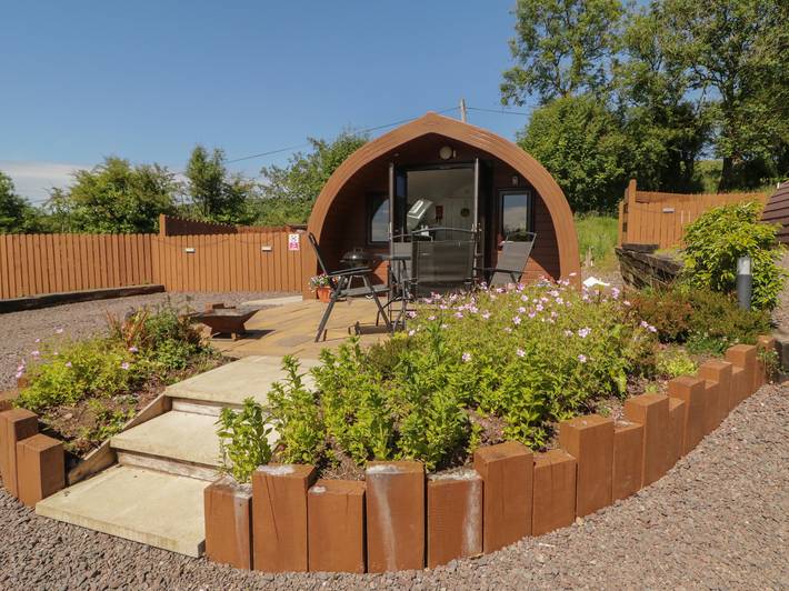 Hut for 4 people in Northern Ireland