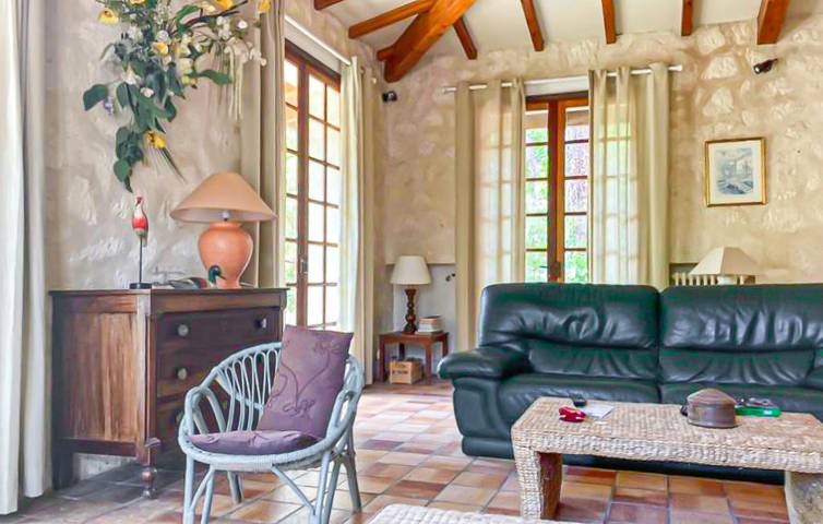 Appartement confortable de 300 m² avec jardin et parking, à 1 km de la plage in La Palmyre, Les Mathes