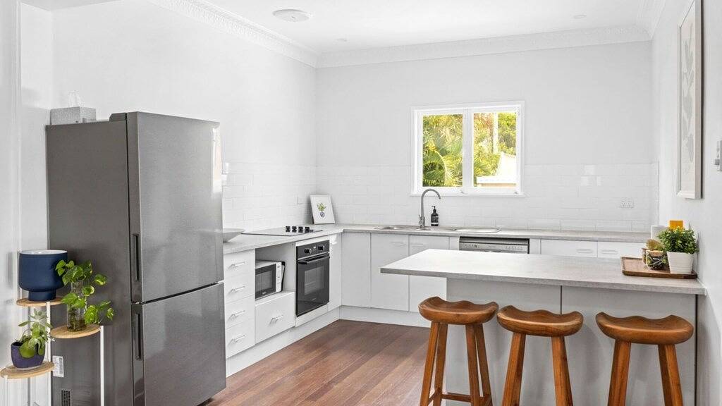 The Blue Beachside Bungalow in Woorim, Brisbane