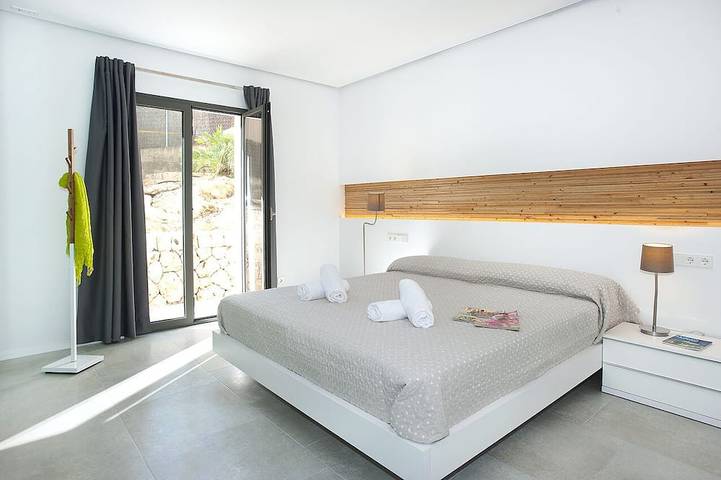 Villa moderna de lujo con piscina climatizada, jacuzzi y 4 habitaciones en suite in Crestatx, Sa Pobla