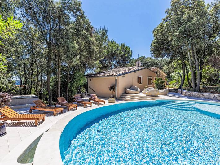 Ferienhaus für 12 Personen, mit Garten und Terrasse in Pula - 2