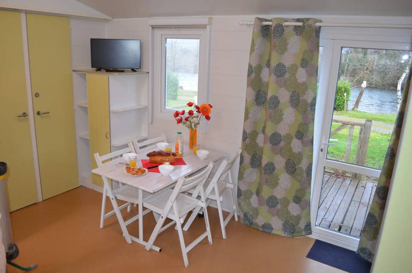 Camping 4 étoiles - Parc aquatique - ccbcbea in Monceaux-sur-Dordogne, Tulle und Umgebung