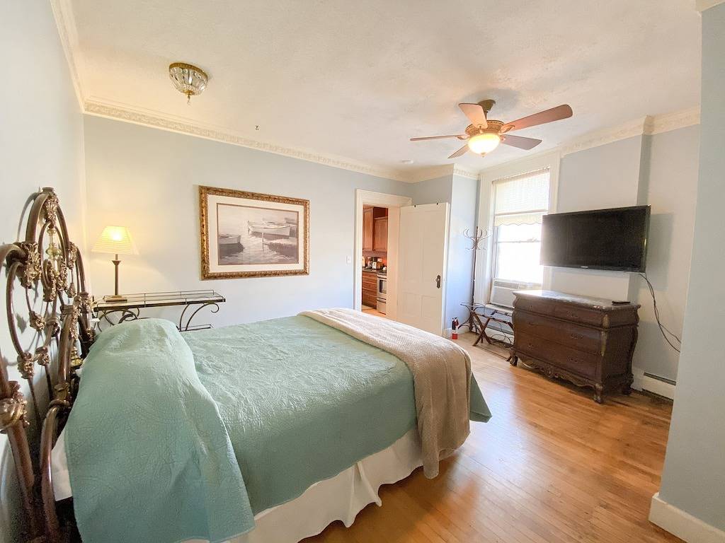 Ganze Wohnung, Historic Downtown Manistee Apartment in Manistee, Manistee County