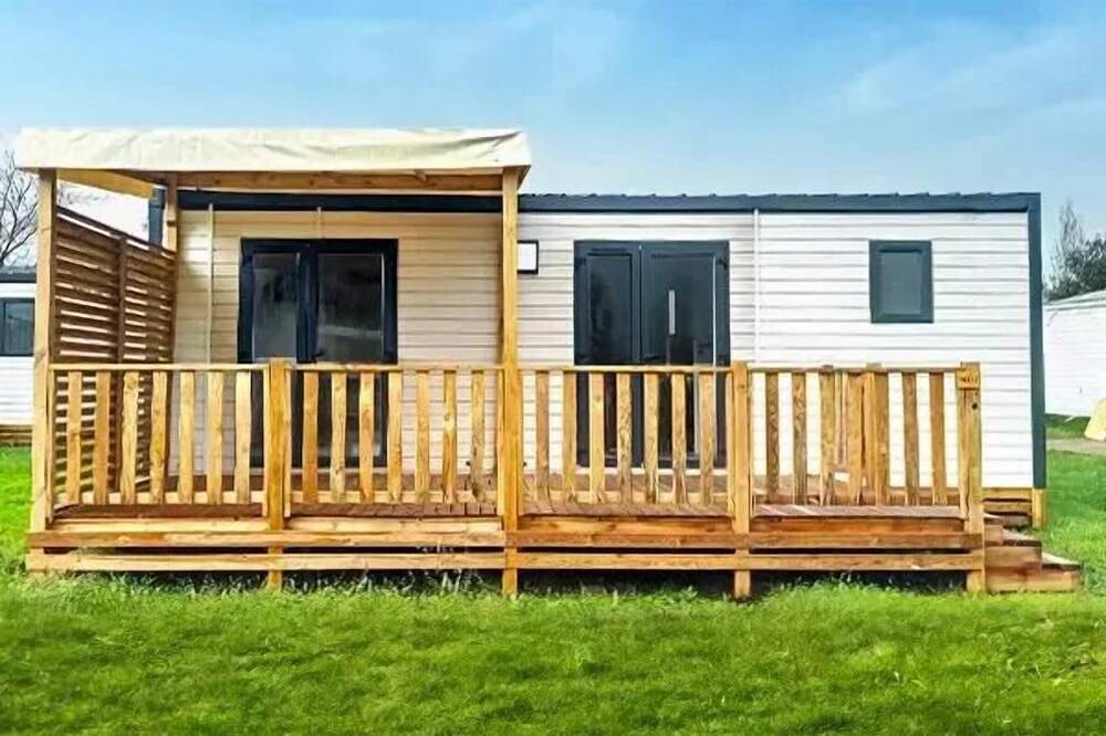 Camping pour 4 Personnes dans La Boissière-de-Montaigu, Région de La Roche-sur-Yon