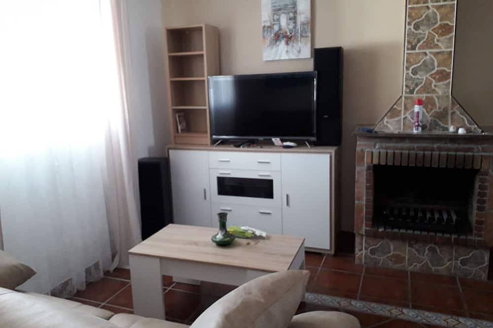 Villa Alzira 2, swimming pool, air conditioning, internet  for 5 pers. in Los Franceses-La Vega, Chiclana de la Frontera