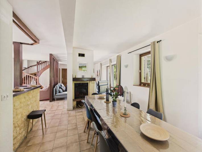 Gîte pour 12 personnes, avec jardin ainsi que piscine et terrasse, animaux acceptés à Peyzac-le-Moustier - 4