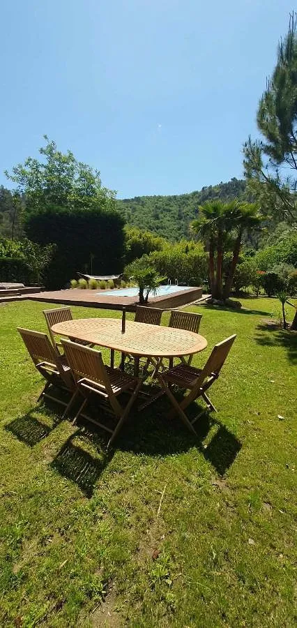 Ferienhaus für 5 Personen, mit Terrasse und Whirlpool sowie Pool, mit Haustier - 1