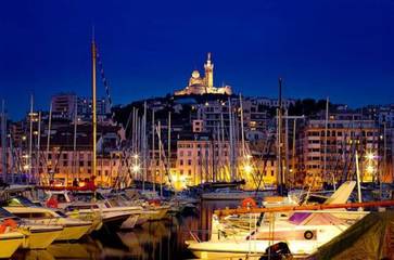Bateau pour 2 personnes, avec terrasse en Provence-Alpes-Côte d'Azur