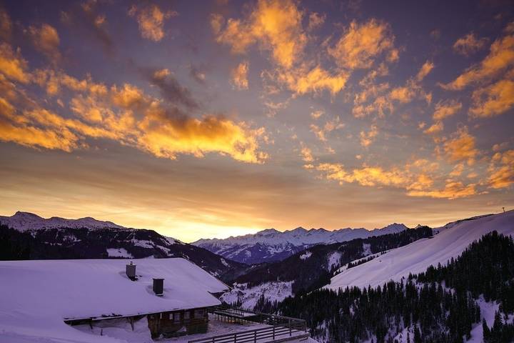 Hütte für 6 Personen, mit Sauna und Balkon sowie Ausblick und Garten in Jochberg - 3