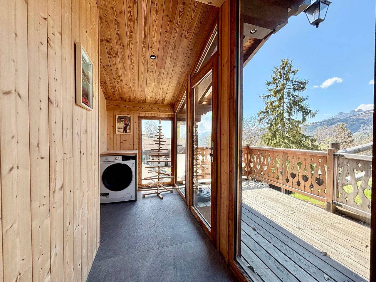 Renovated Chalet with Mont Charvin View and Wifi in Crest-Voland, Albertville region