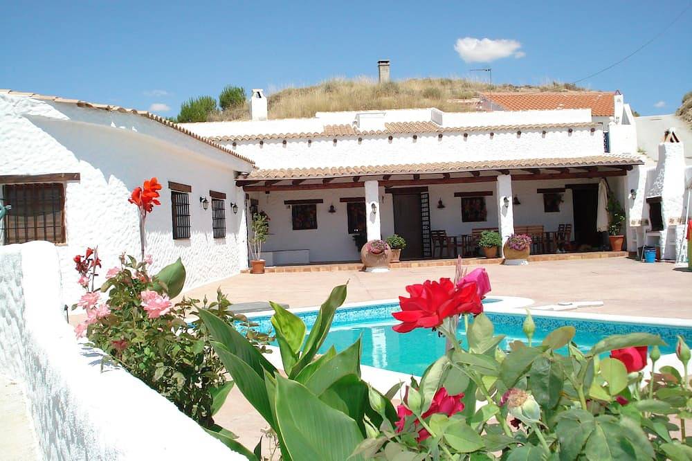 Casa Cueva, a place to dream in Barrio Nuevo de San Clemente, Huéscar