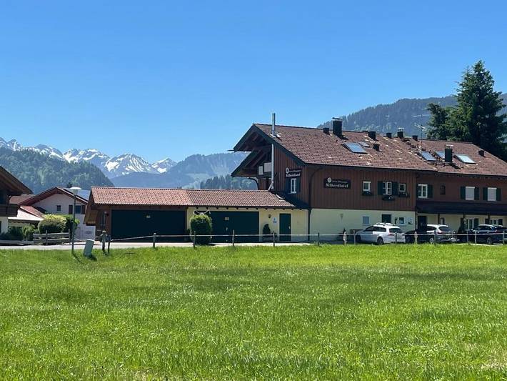 BnB für 2 Personen, mit Balkon und Terrasse sowie Garten in Bolsterlang