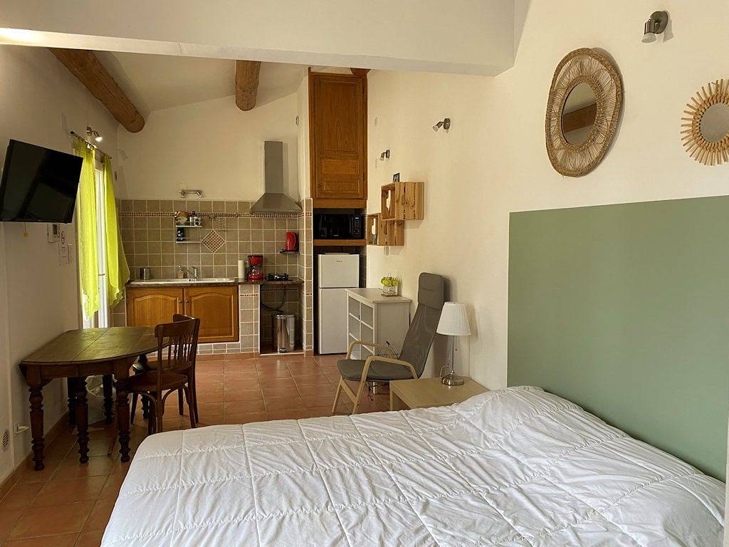 Les Célestins - Studio La Roseraie in Carpentras, Vaucluse