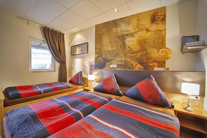 Hotel für 2 Personen, mit Balkon und Terrasse sowie Garten in Weilerswist - 2