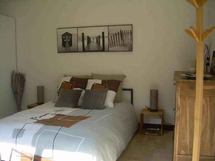 Location de vacances pour 3 personnes, avec Terrasse ainsi que Jardin et Vue à Anzin-Saint-Aubin - 2