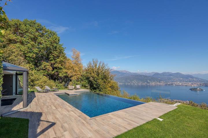Villa für 8 Personen, mit Garten und Balkon sowie Whirlpool am Lago Maggiore - 3