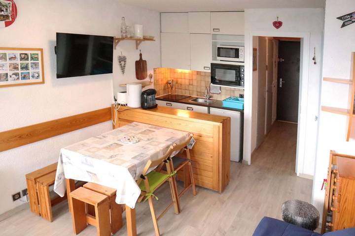 Gîte pour 4 personnes, avec balcon, animaux acceptés dans Office De Tourisme Des Orres - 3