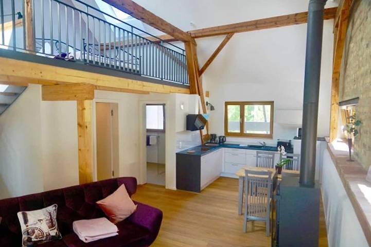 Ferienwohnung für 2 Personen, mit Garten und Balkon