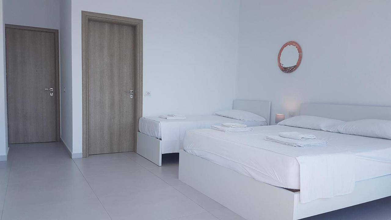 Small Double Room in Saranda, Vlorë