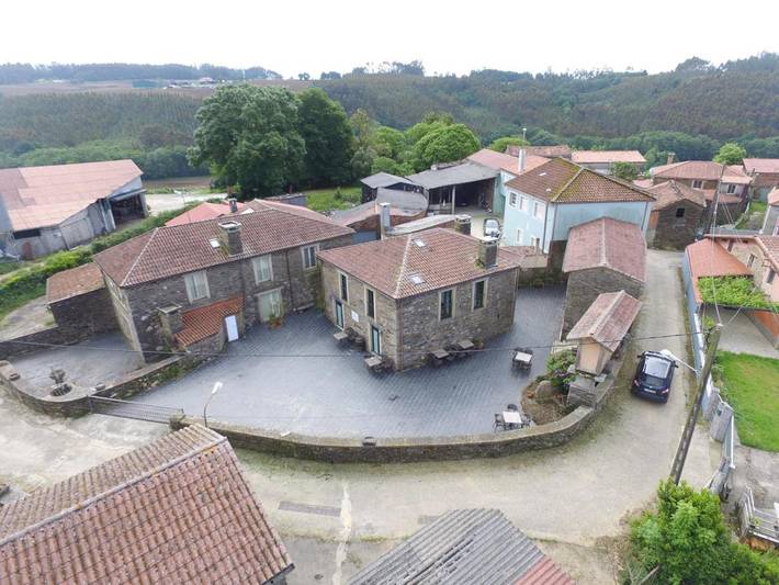 Casa rural para 2 personas, con Terraza además de Jardín y Vistas en Arzúa