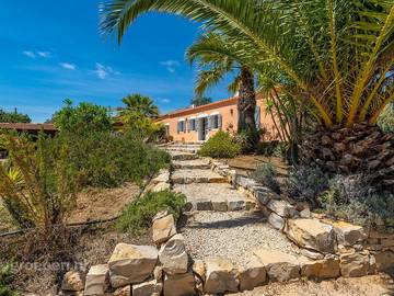 Location de vacances pour 10 personnes, avec balcon/terrasse et terrasse à Moncarapacho