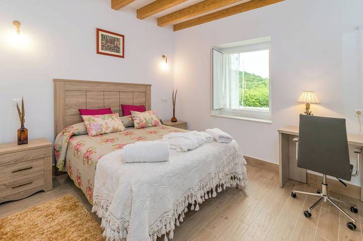Una casa en Cantabria para reunir a toda la familia in Fontibre, Hermandad de Campoo de Suso