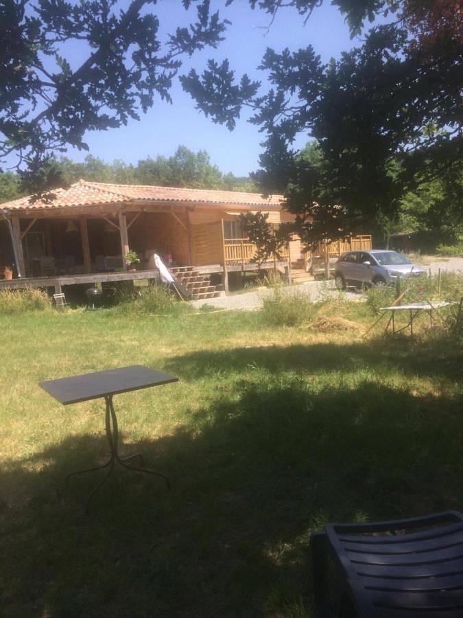 Location de vacances pour 4 personnes, avec jardin à Darbres - 3