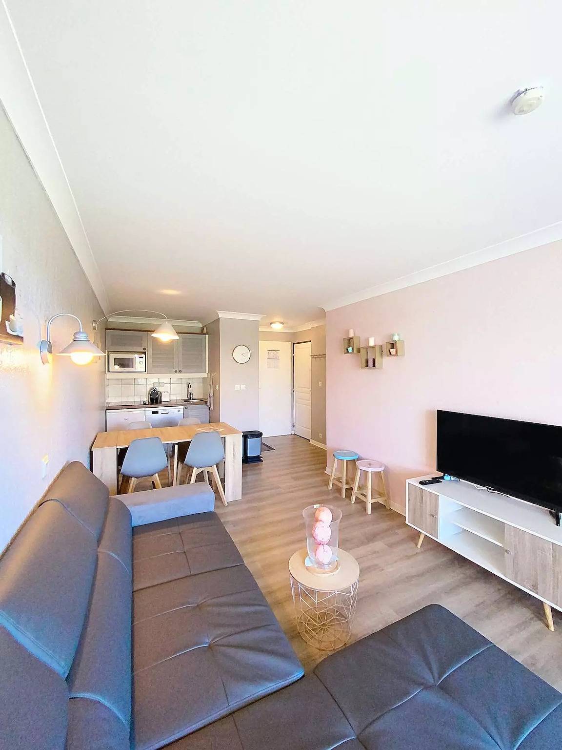 Ganze Wohnung, Ferienwohnung 4 pers, in Residence mit Schwimmbad - direkt am Meer in Lacanau Ocean in Lacanau Ocean, Lacanau