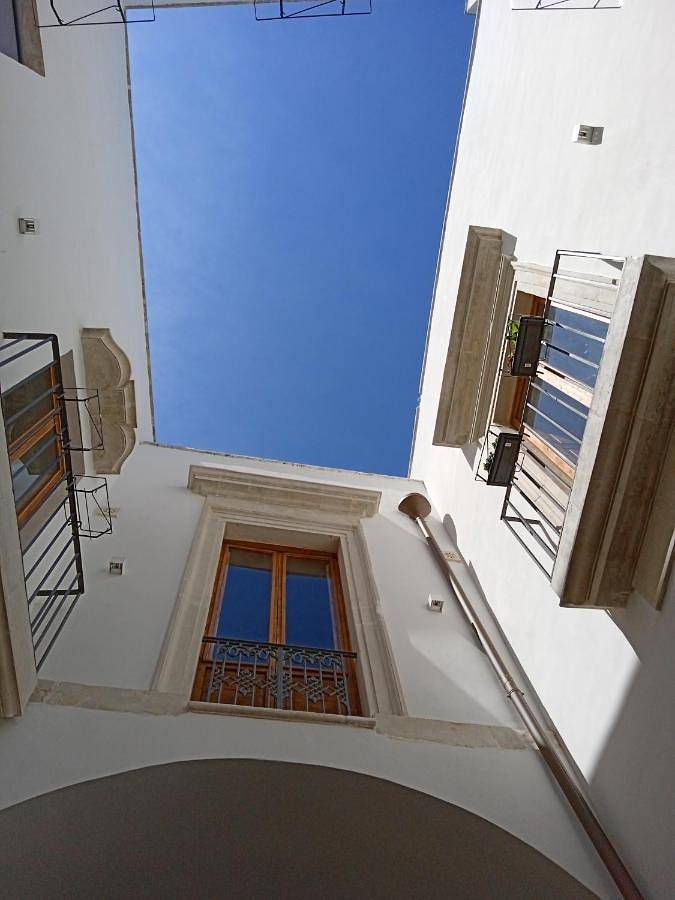 Large Double Room in Galatone, Golfo di Taranto