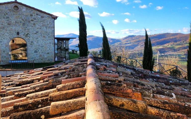 Agriturismo per 4 persone, con giardino e piscina in Umbertide