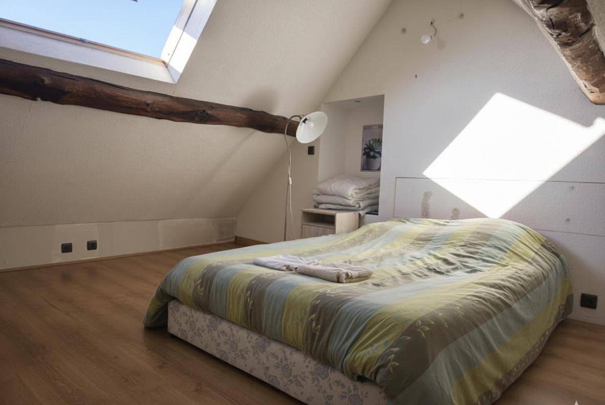 Appartement de vacances entier, Standard Double Room with Shared Bathroom in Bruyères-le-Châtel, Parc naturel régional de la Haute Vallée de Chevreuse