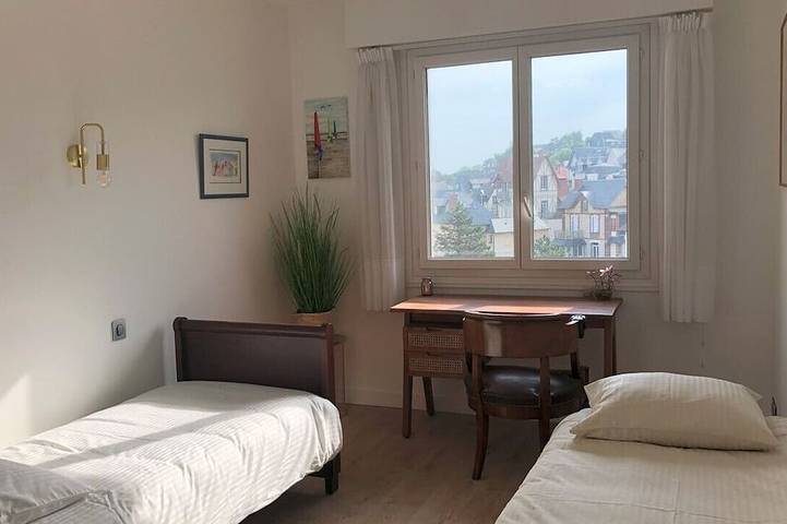 Gîte pour 4 personnes, avec balcon dans Office De Tourisme De Blonville Benerville Tourgeville - 3