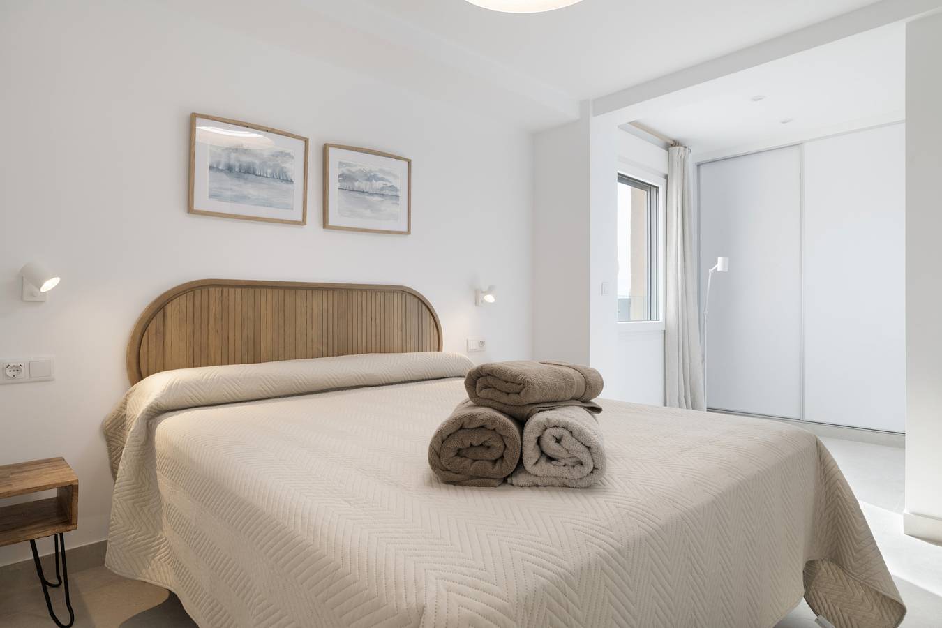 Apartamento entero, Apartamento 'Zurbarán' con balcón, Wi-Fi y aire acondicionado in Playa La Victoria, Cádiz