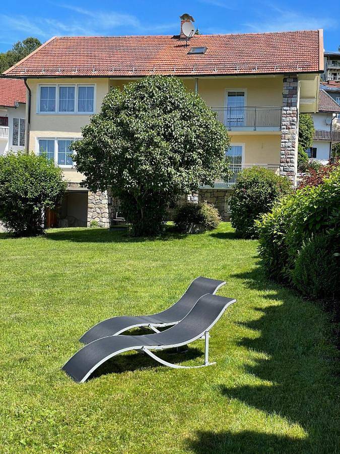 Ferienwohnung für 3 Personen, mit Balkon und Terrasse sowie Garten und Ausblick in Kirchberg im Wald - 4