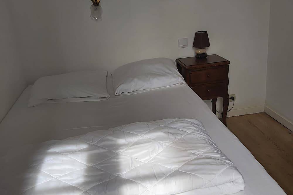 Appartement entier, Appartement 70m2 Très Ensoleillé Plage du Débarquement. Animaux Acceptés in Bernières-sur-Mer, Région de Caen