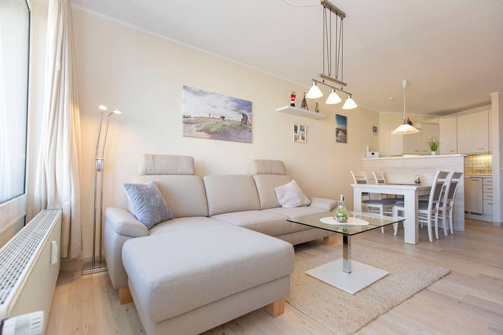 Ferienwohnung für 4 Personen, mit Balkon und Whirlpool sowie Sauna