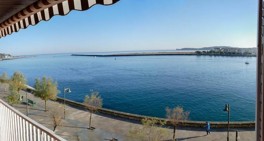 Apartamento de vacaciones para 8 personas, con vistas y balcón - 1