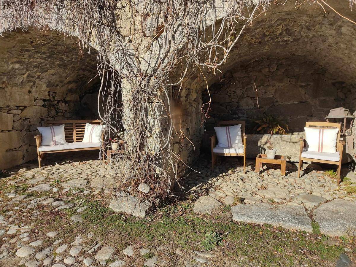 Le château brangoly in Enveitg, Parc naturel régional des Pyrénées catalanes