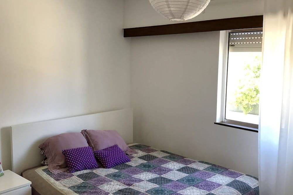 Ganze Wohnung, Carcavelos, Cozy 3 bedroom apartment in Cascais in Carcavelos e Parede, Costa de Lisboa