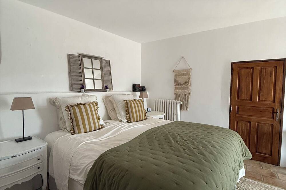 Lubéron - Schafstall aus dem 18. Jahrhundert - 360 ° Ansicht - Lavendelfelder in Viens, Regionaler Naturpark Luberon