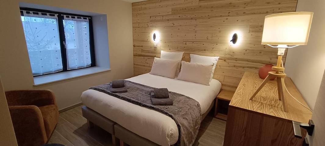 Gîte pour 9 personnes, avec terrasse, animaux acceptés à Giron - 3