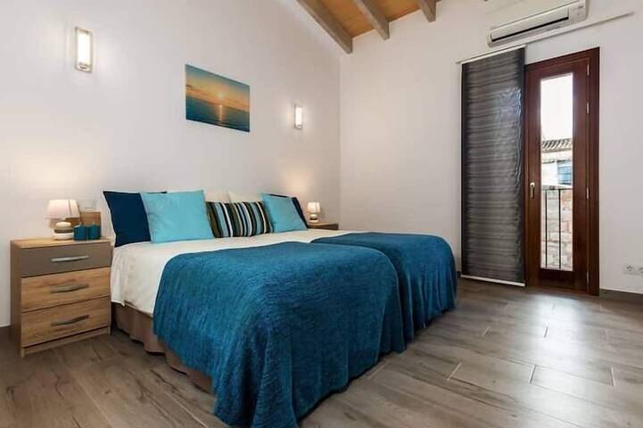 Can Caragol in Sineu, Interior de Mallorca