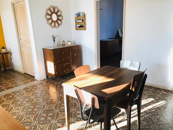 Location de vacances pour 4 personnes, avec terrasse ainsi que vue et jardin à Autignac - 4