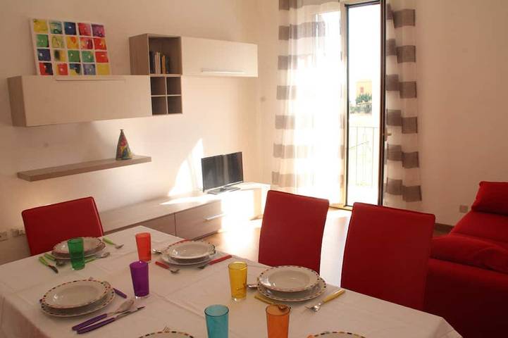 Holiday apartment for 6 people, with balcony - 1
