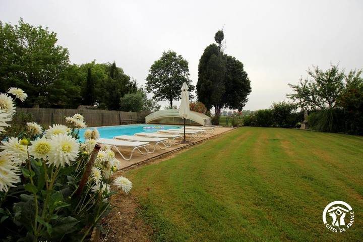 Location de vacances pour 6 personnes, avec piscine et jardin à La Romieu - 2