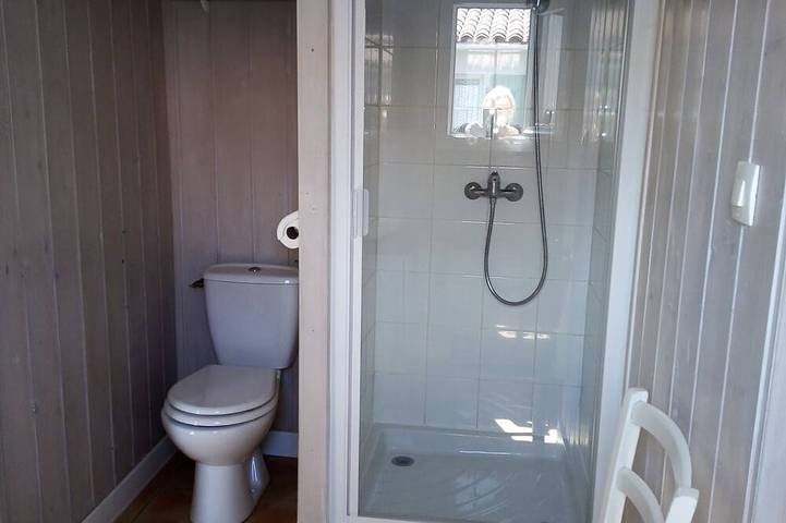 Chambre d’hôte pour 4 personnes, avec Jardin à Sainte-Marie-de-Ré - 2