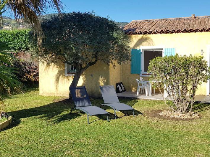 Ferienwohnung für 4 Personen, mit Terrasse und Garten in Cavalaire-sur-Mer - 2