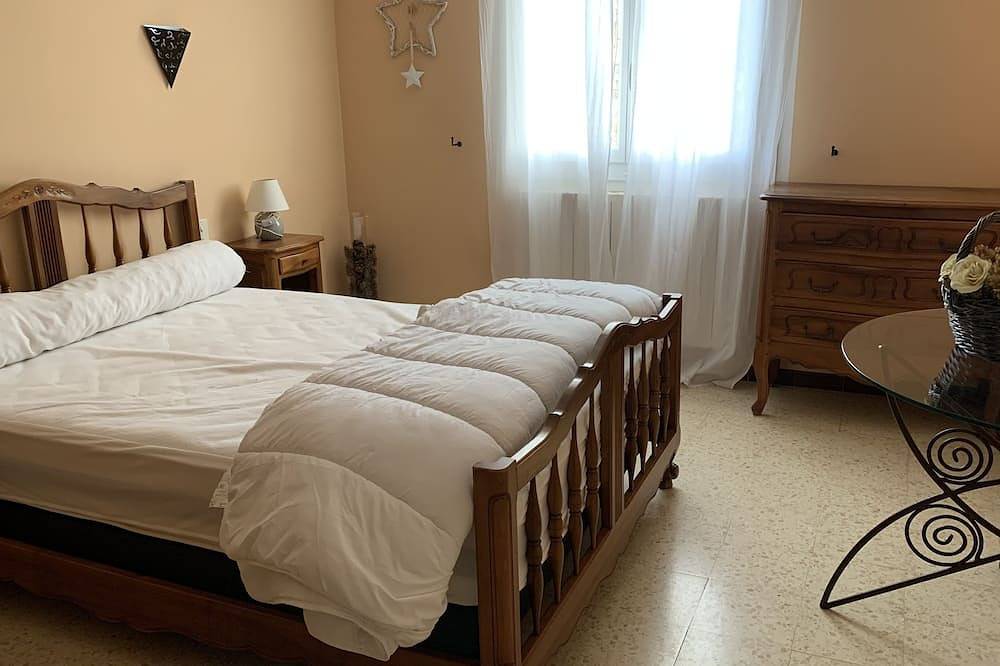 Großes, angenehmes Einfamilienhaus, klassifiziert mit 3 Sternen in Mazan, Parc naturel régional du Mont-Ventoux