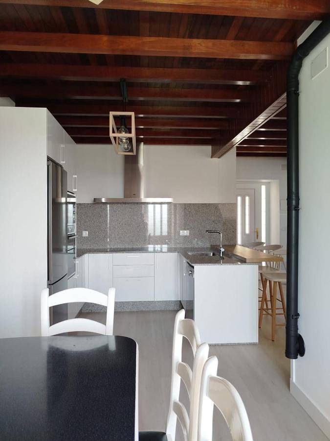 Location de vacances pour 10 personnes, avec vue et terrasse à Carnota - 4